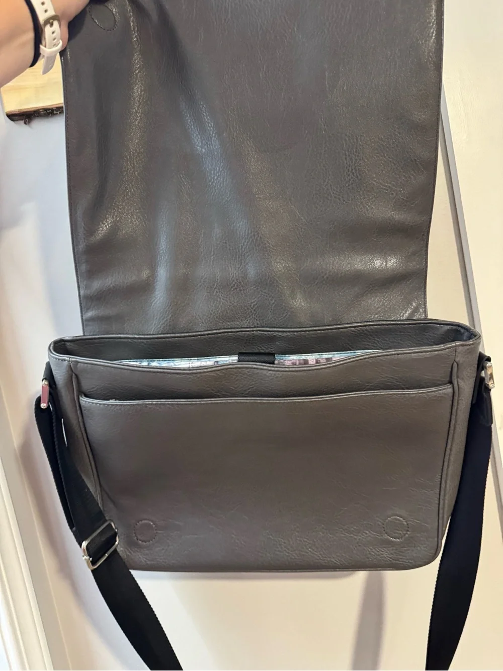 Robert Graham Black and Gray Leather Messenger Satchel, NWOT